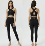 Petal Contour Sculpt Halter Top Noir Velours
