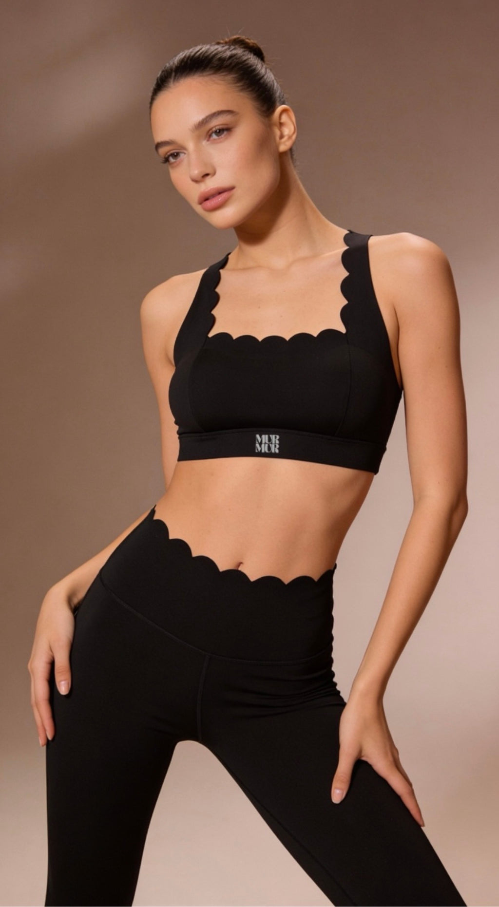 Petal Contour Sculpt Square Neck Top Noir Velours